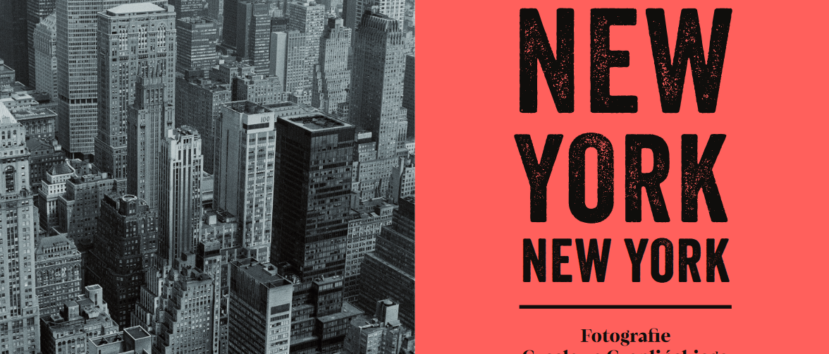 Czarno-białe zdjęcie wieżowców w Nowym Jorku. Po prawej stronie na czerwonym tle tytuł wystawy „New York, New York. Fotografie Czesława Czaplińskiego z Narodowego Archiwum Cyfrowego”