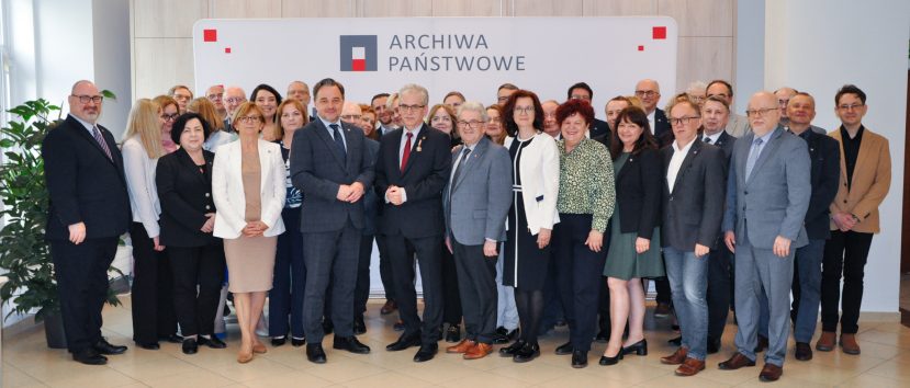 Zdjęcie grupowe dyrektorów.
