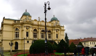 Budynek Teatru im. Słowackiego w Krakowie.